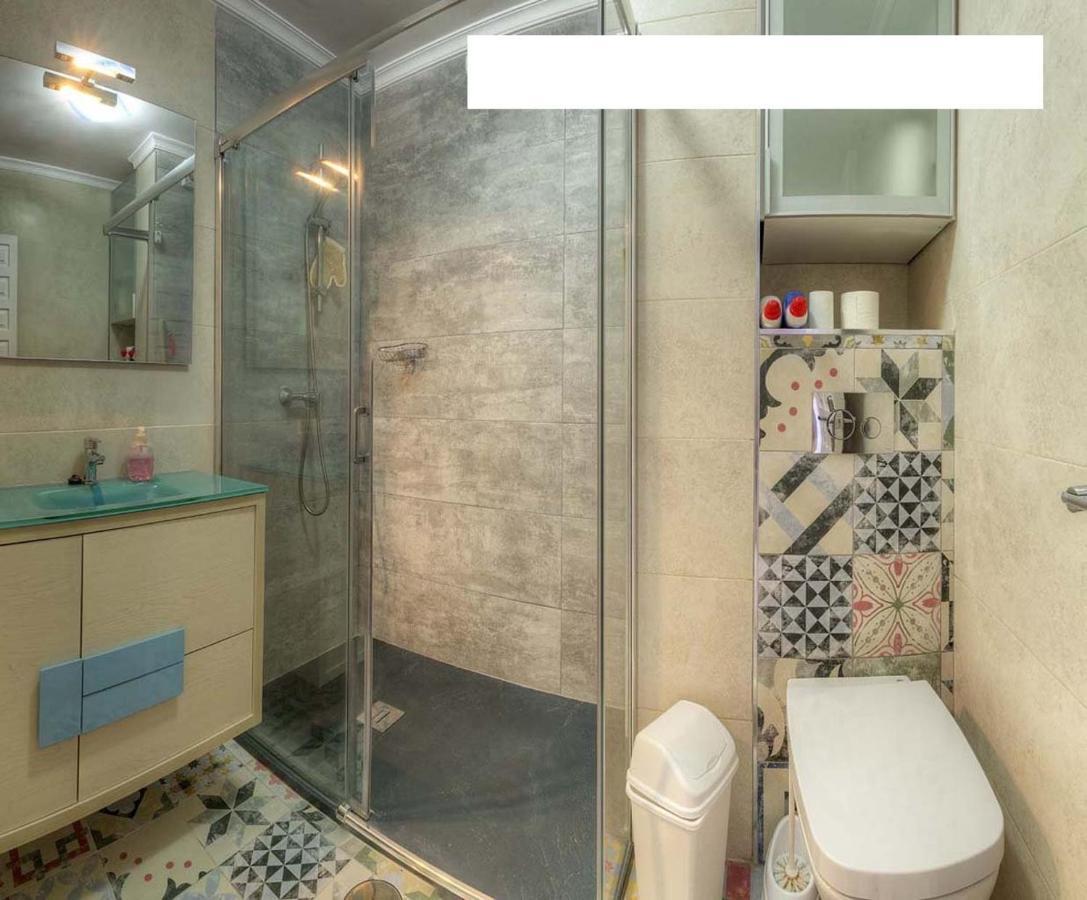 Precioso Apartamento Frontal Al Mar Nerja Luaran gambar