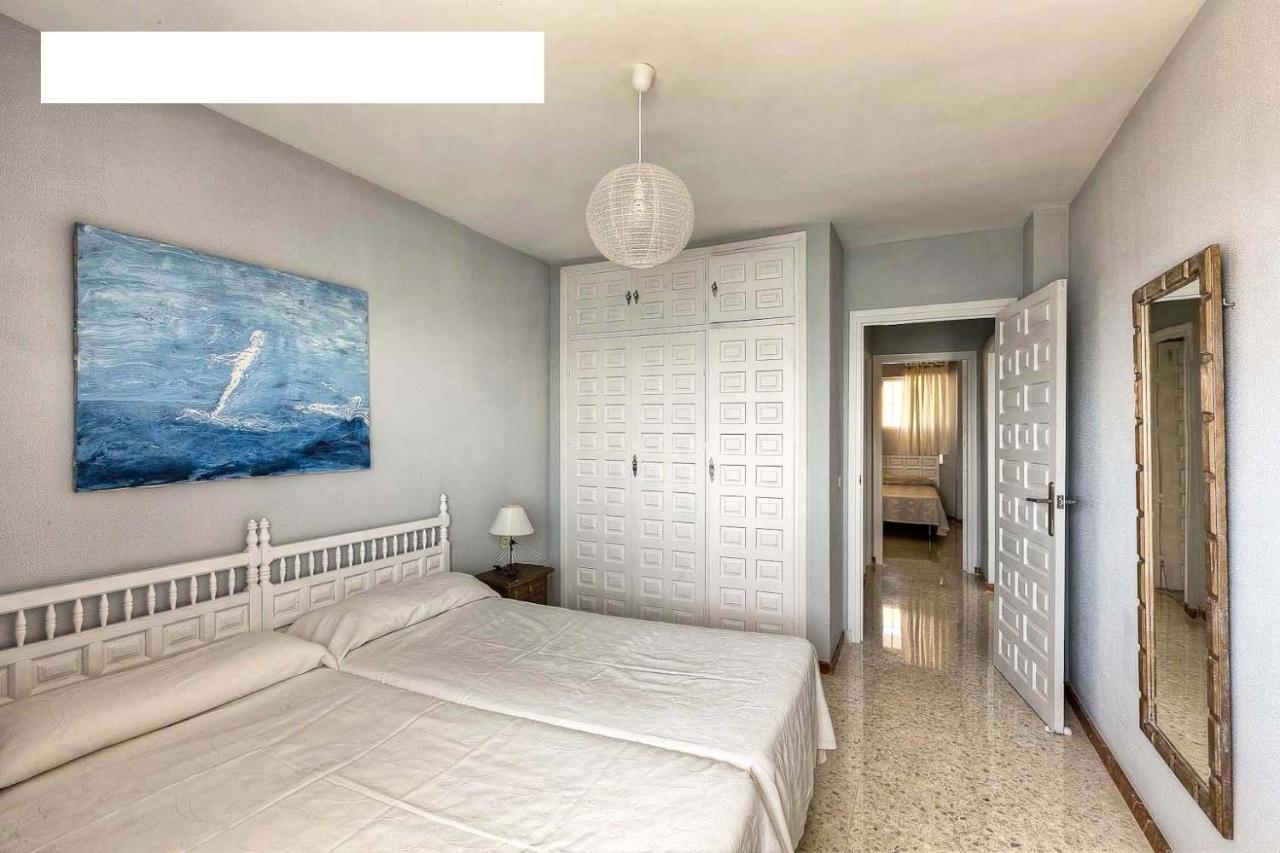 Precioso Apartamento Frontal Al Mar Nerja Luaran gambar