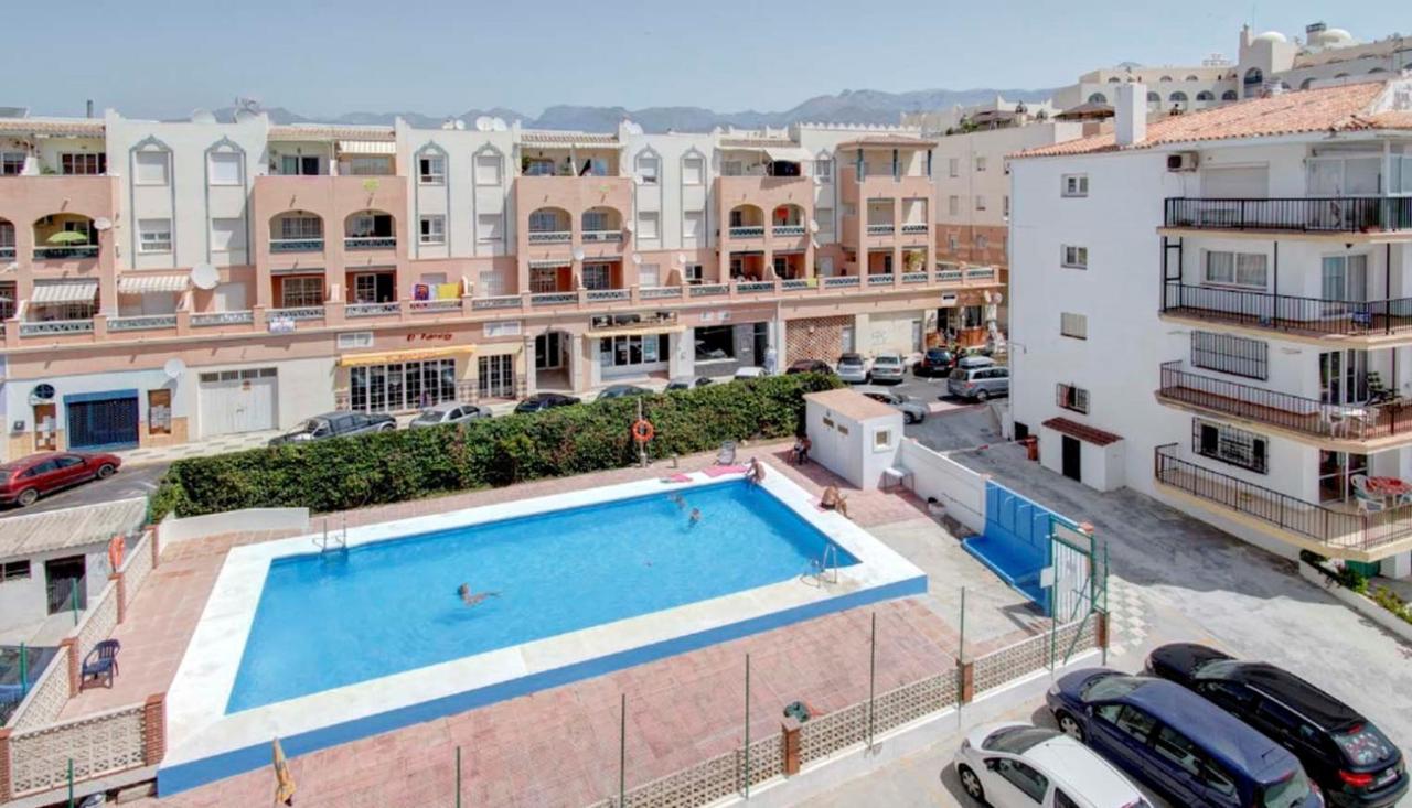 Precioso Apartamento Frontal Al Mar Nerja Luaran gambar