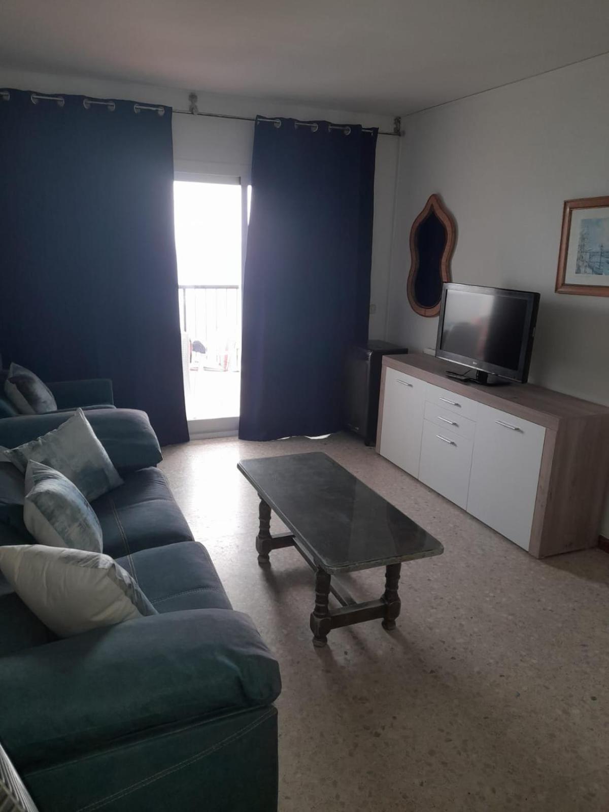 Precioso Apartamento Frontal Al Mar Nerja Luaran gambar